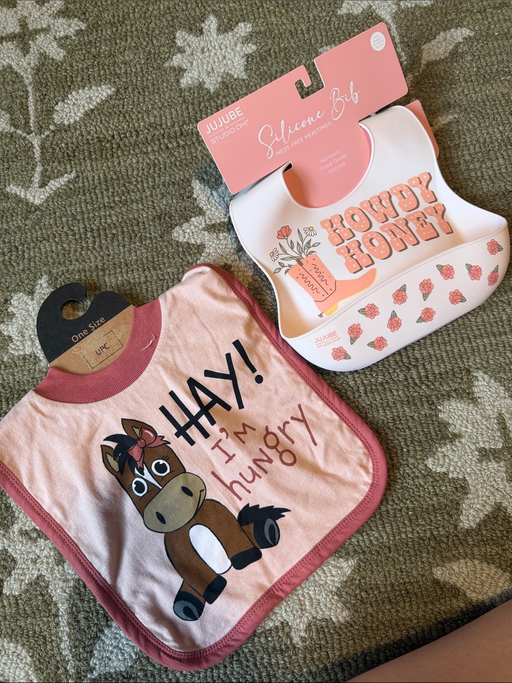 Ju-Ju-Be Pink Silicone 'Rowdy Honey' Bib & Pink Horse Cotton Bib Set